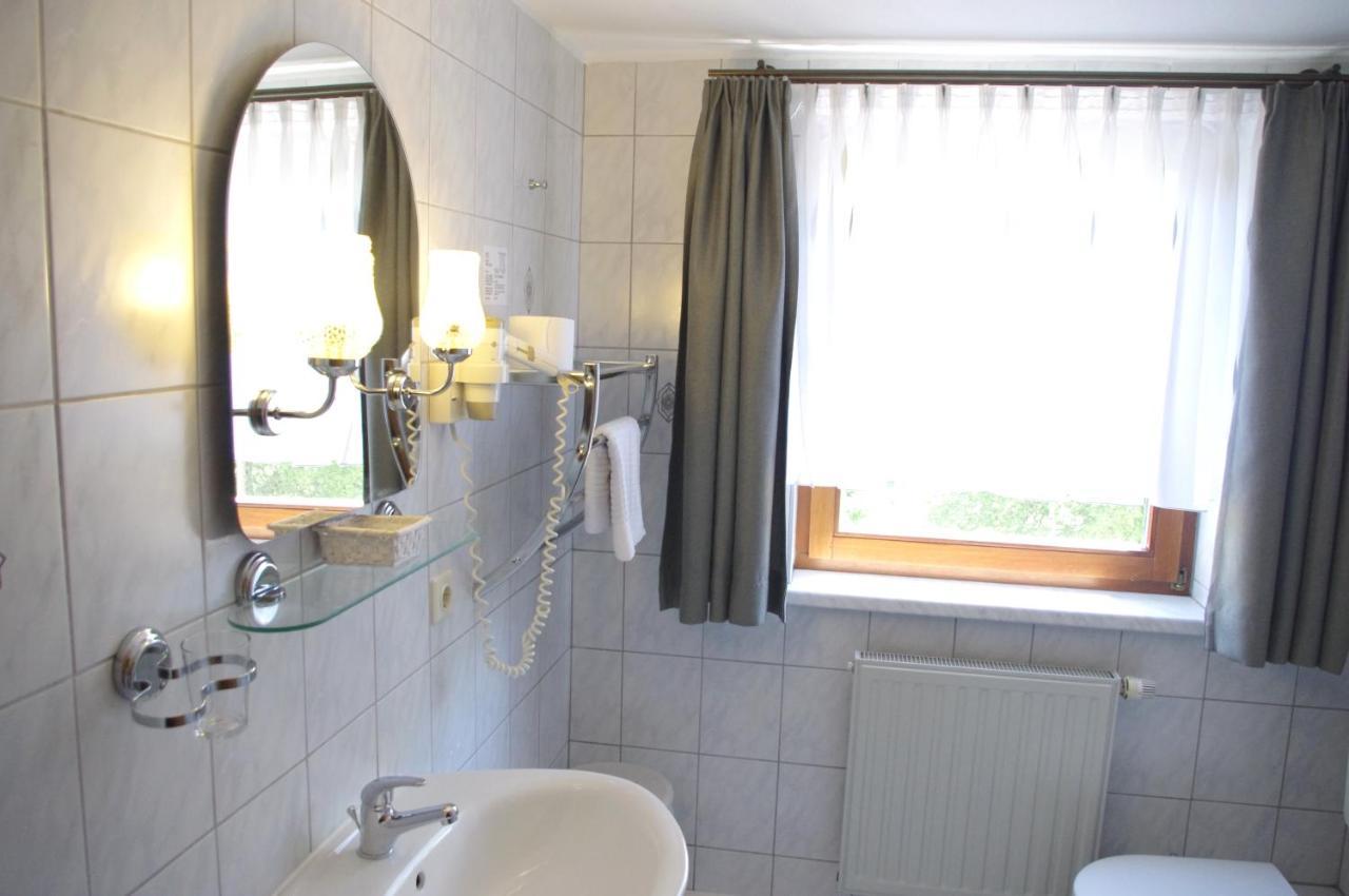 Hotel Gasthof Zum Walfisch كلينغنتال المظهر الخارجي الصورة