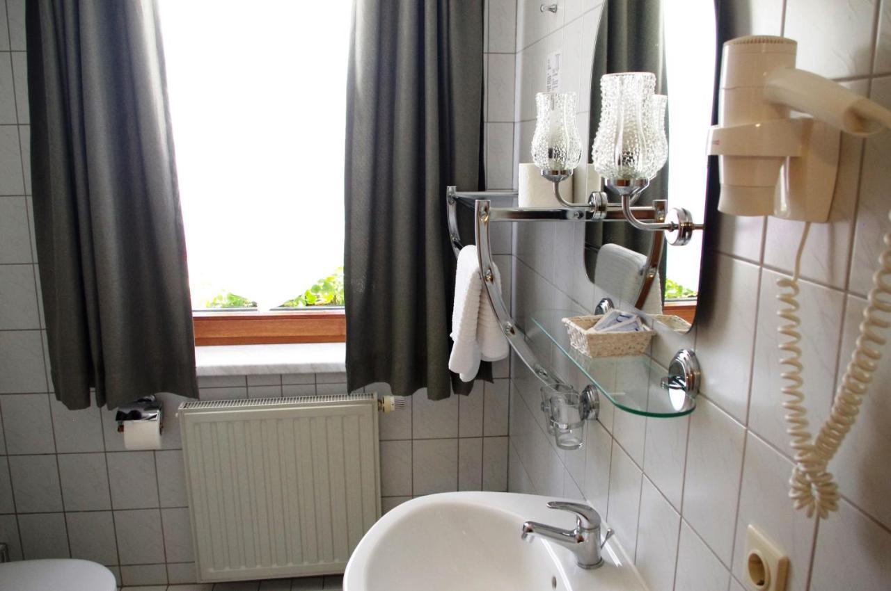 Hotel Gasthof Zum Walfisch كلينغنتال المظهر الخارجي الصورة
