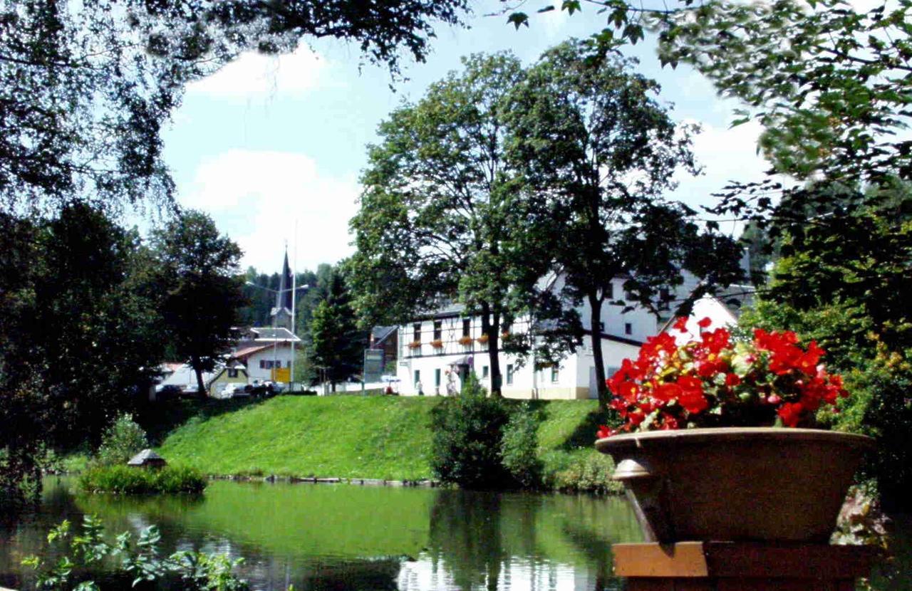 Hotel Gasthof Zum Walfisch كلينغنتال المظهر الخارجي الصورة