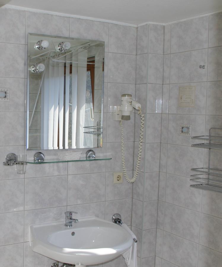 Hotel Gasthof Zum Walfisch كلينغنتال المظهر الخارجي الصورة
